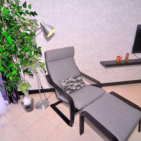 New Riverbank Suites - Waterfront Kuching City Экстерьер фото